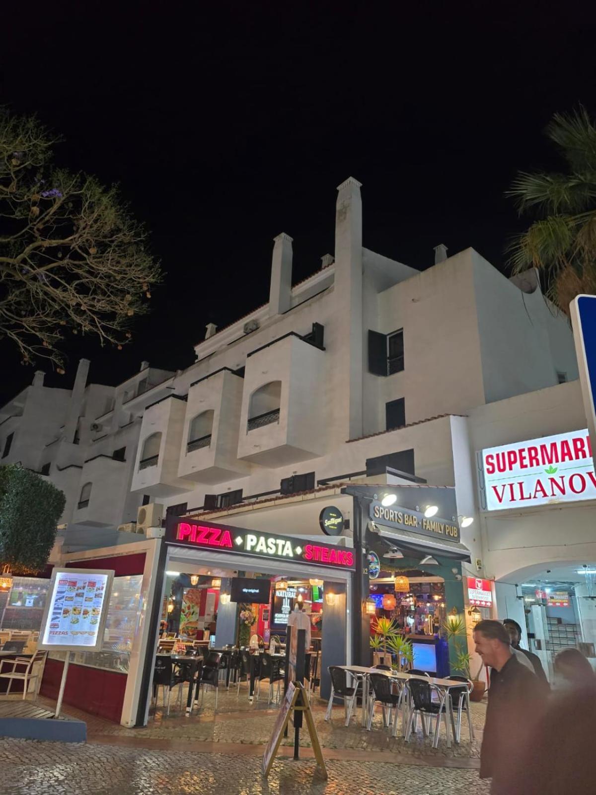 Studio Rua Dos Bares Em 阿尔布费拉 外观 照片